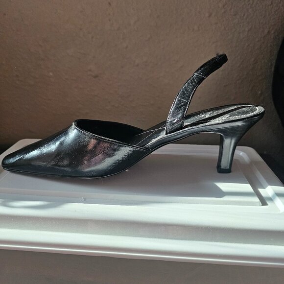 Heels - Picture 1 of 3